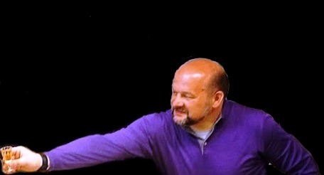 ВИПы и Сброд. Игорь Орлов готовит банкет ВИПы и Сброд. Игорь Орлов готовит банкет