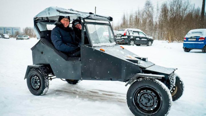 Северодвинск. Школьники собрали машину за 30 тысяч рублей
